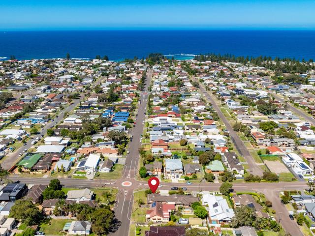 Villa for sale in Long Jetty, New South Wales