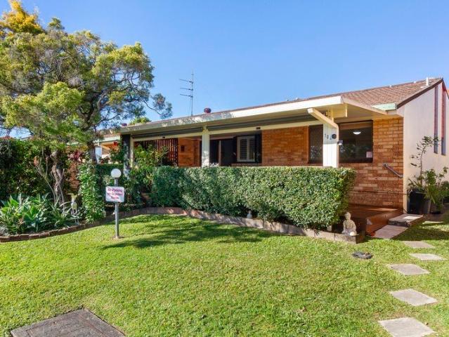 Villa for sale in Fernbrook, Queensland