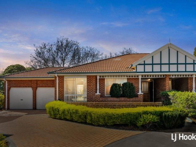 Townhouse for sale in Queanbeyan, New South Wales