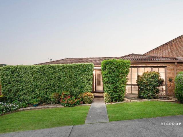 Apartment for sale in Templestowe Lower, Melbourne