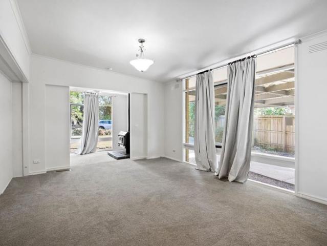 House for rent in Scoresby, Melbourne
