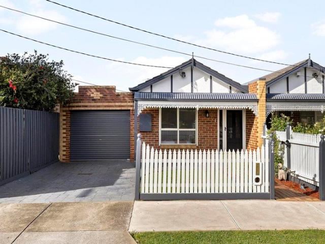 House for sale in Keilor East, Melbourne