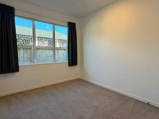 House for rent in Whangaparaoa, Oroua County