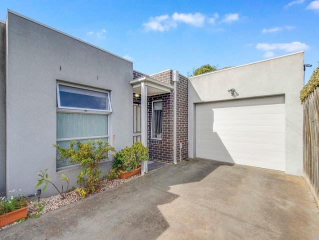Apartment for sale in Altona, Melbourne