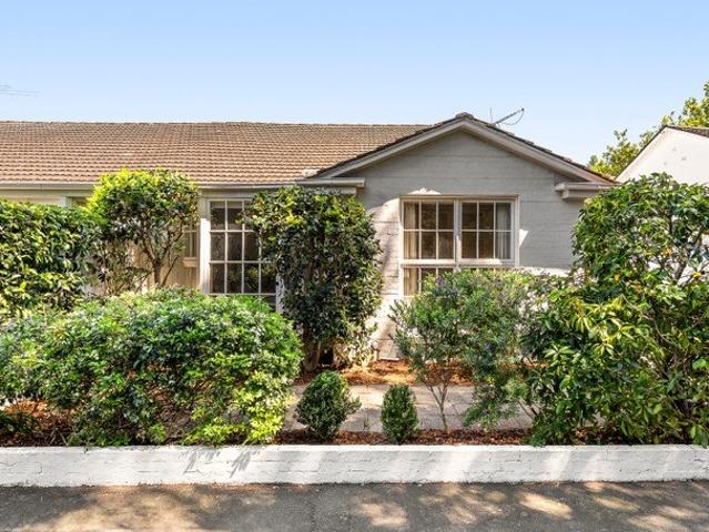 Apartment for sale in Glen Iris, Melbourne