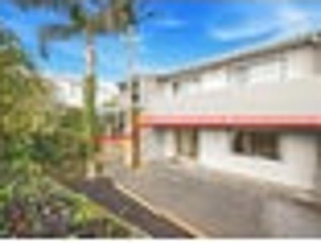 Apartment for sale in Paremoremo, Oroua County