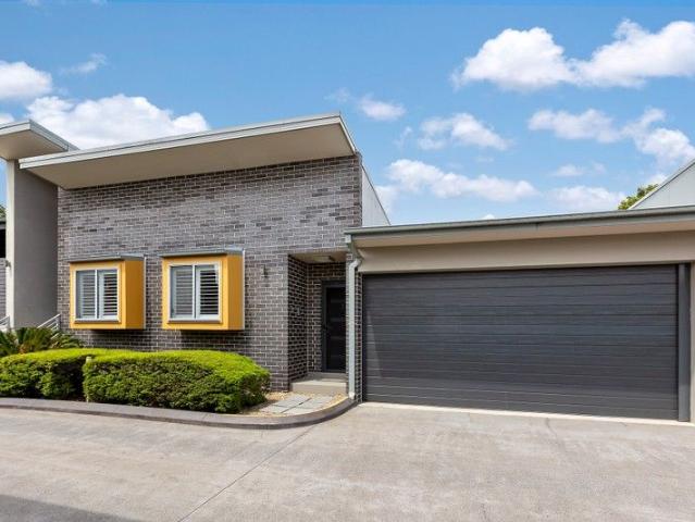 Townhouse for sale in Sydney, New South Wales