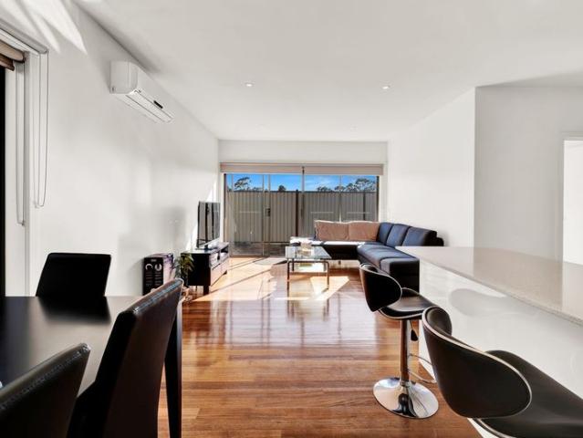 Townhouse for rent in Camerons Creek, Victoria