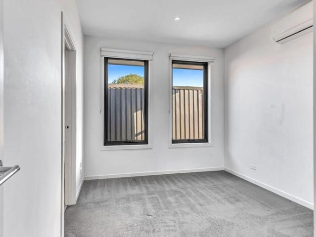 Townhouse for rent in Camerons Creek, Victoria