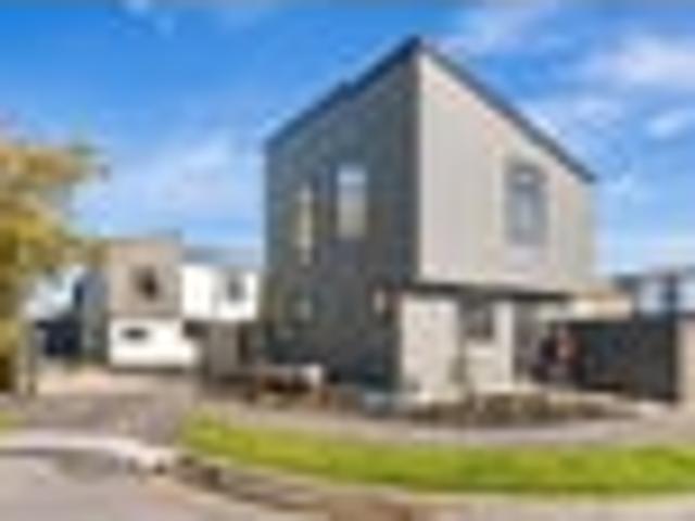 Townhouse for sale in Riccarton, Canterbury