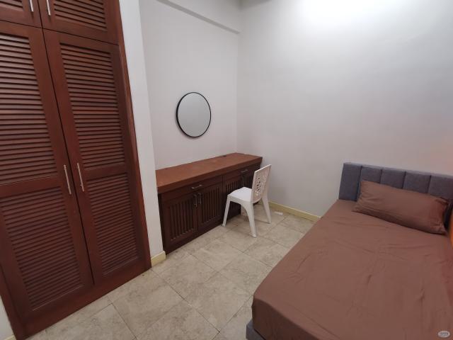 Room for rent