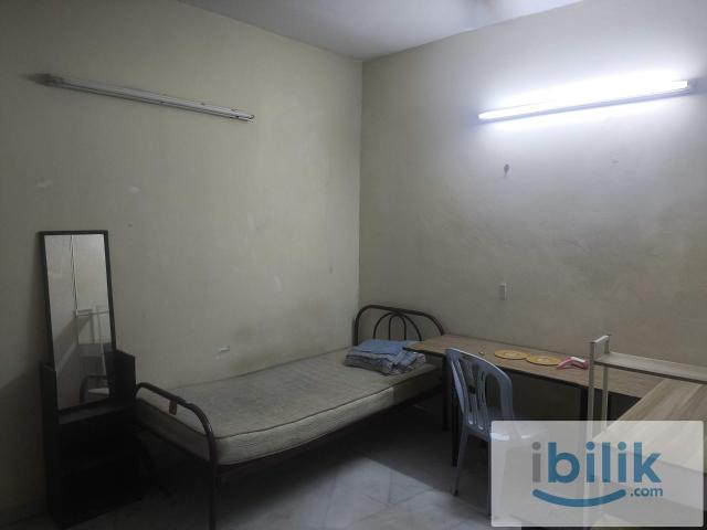Room for rent in Petaling, Damansara Damai
