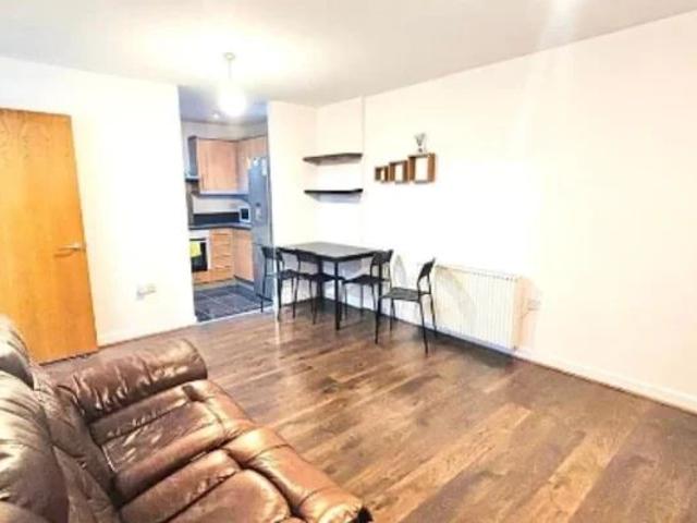 Room for rent in Chelsea Waterfront, Greater London