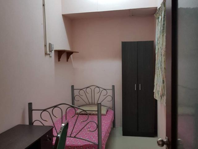 Room for rent in Petaling, Damansara Damai