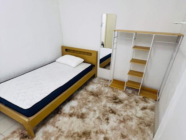 Room for rent in Petaling, Alam Impian