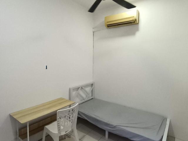 Room for rent in Seksyen U13, Shah Alam