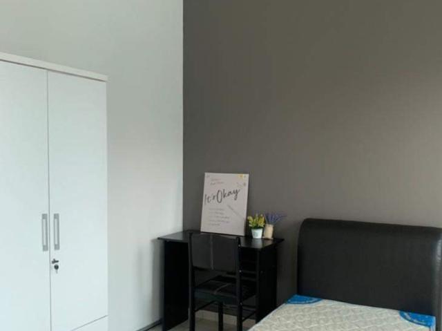 Room for rent in Sendayan Village, Negeri Sembilan