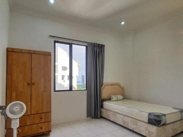 Room for rent in Mukim 13, Georgetown