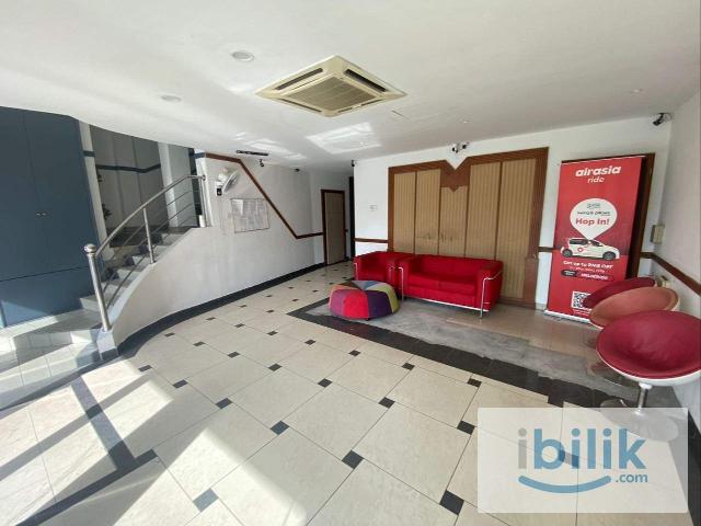 Room for rent in Petaling, Alam Impian