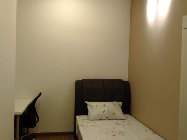 Room for rent in Petaling, Alam Impian