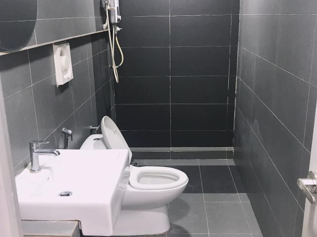 Room for rent in Petaling, Alam Impian