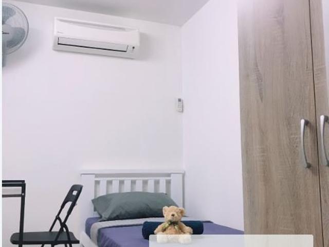 Room for rent in Petaling, Alam Impian