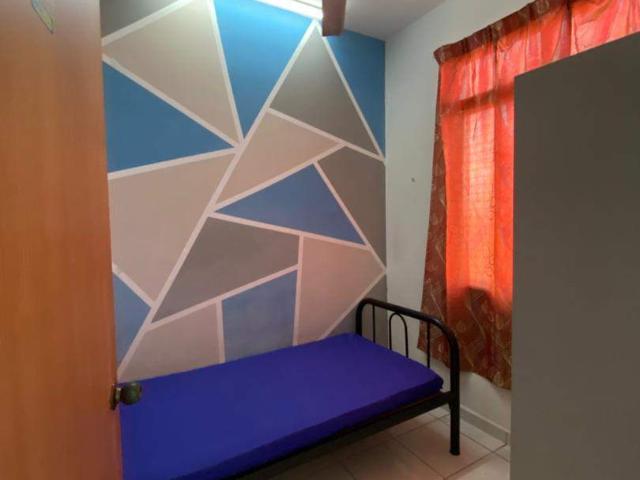 Room for rent in Petaling, Damansara Damai