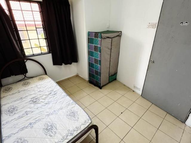 Room for rent in Petaling, Damansara Damai