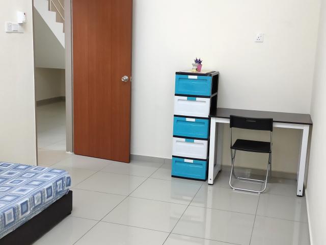 Room for rent in Wellesley, Penang