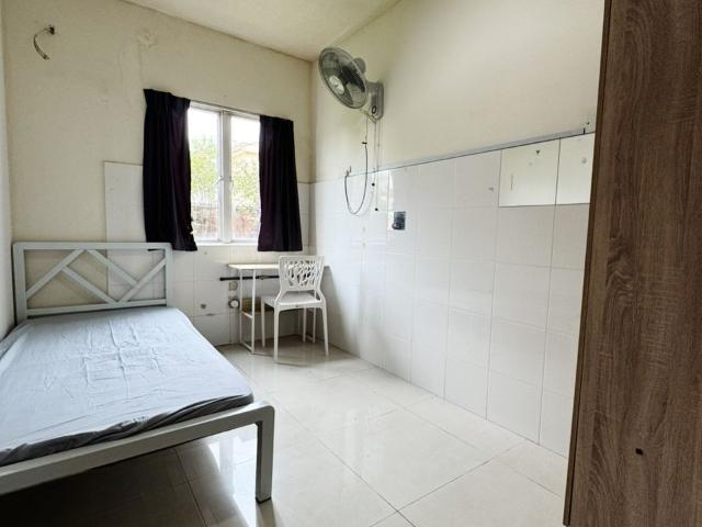 Room for rent in Petaling, Damansara Damai