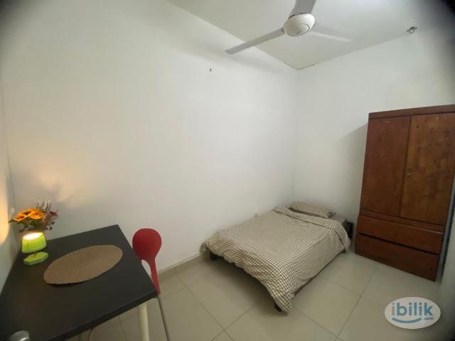 Room for rent in Petaling, Damansara Damai