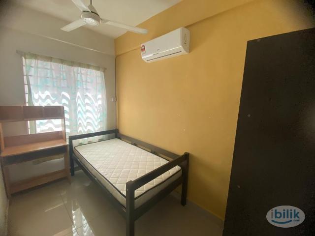 Room for rent in Petaling, Damansara Damai
