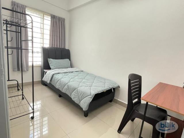 Room for rent in Petaling, Damansara Damai