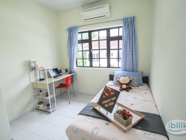 Room for rent in Petaling, Damansara Damai