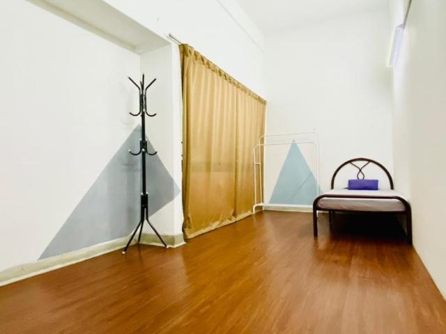 Room for rent in Petaling, Damansara Damai