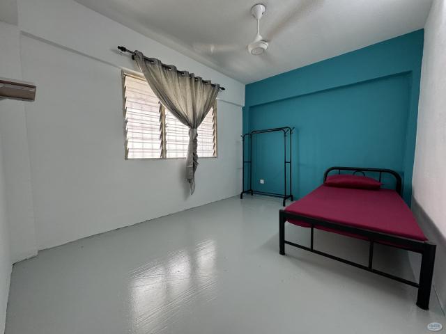 Room for rent in Country Heights Damansara, Kuala Lumpur