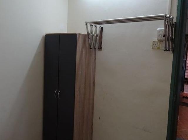 Room for rent in Sendayan Village, Negeri Sembilan