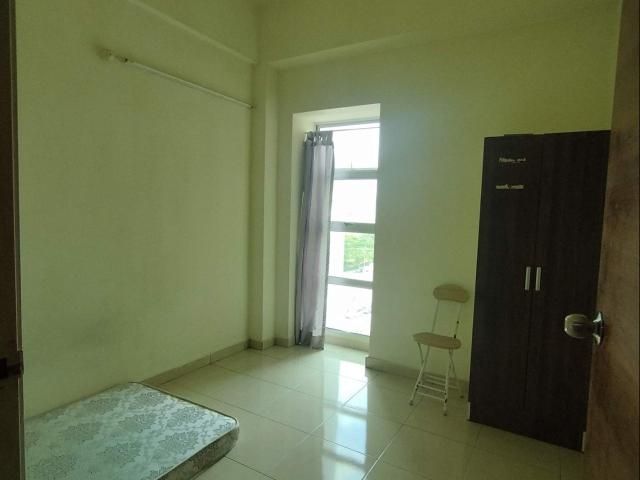 Room for rent in Taman Pagar Buloh, George Town