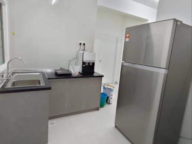 Room for rent in Petaling, Alam Impian