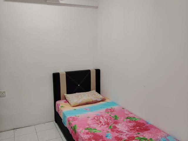 Room for rent in Kluang, Johor