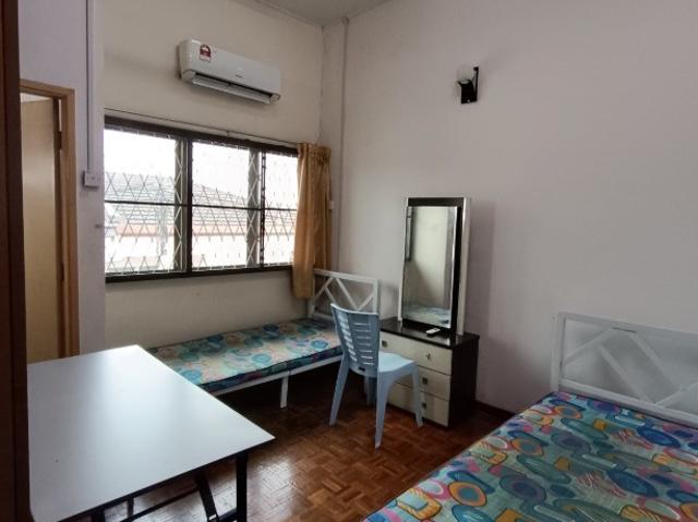 Room for rent in Petaling, Damansara Damai