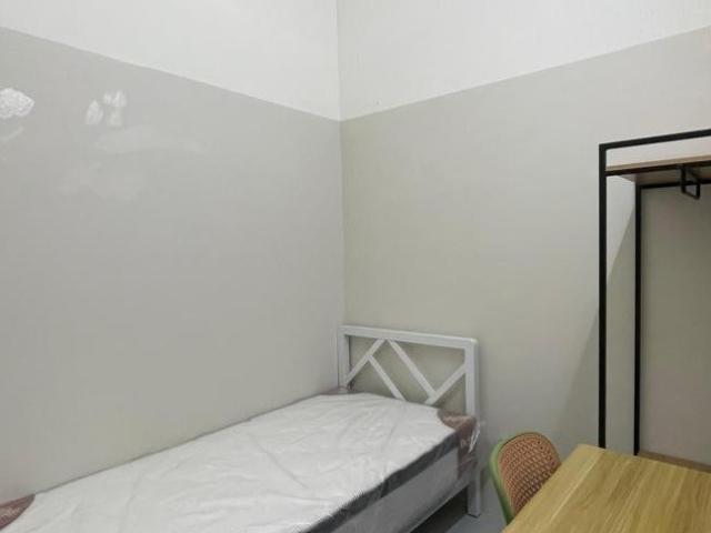 Room for rent in Petaling, Alam Impian