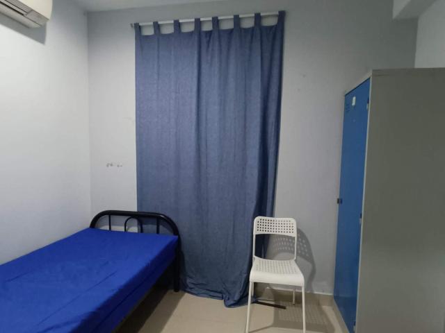Room for rent in Petaling, Alam Impian