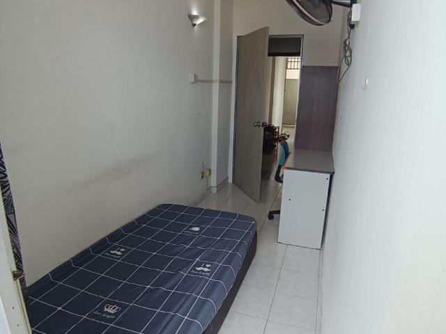 Room for rent in Mukim 13, Georgetown