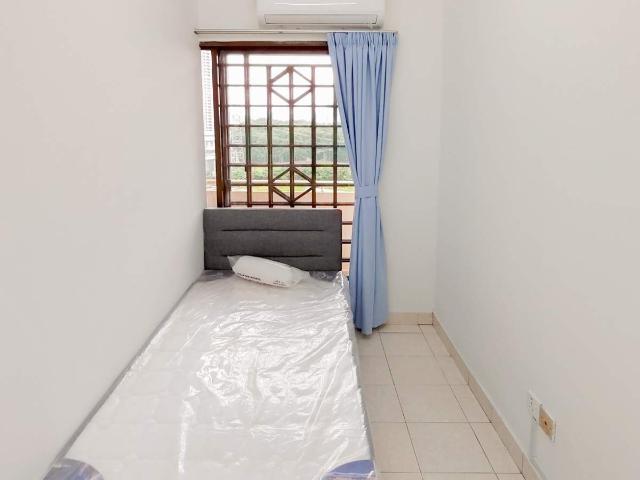 Room for rent in Petaling, Damansara Damai