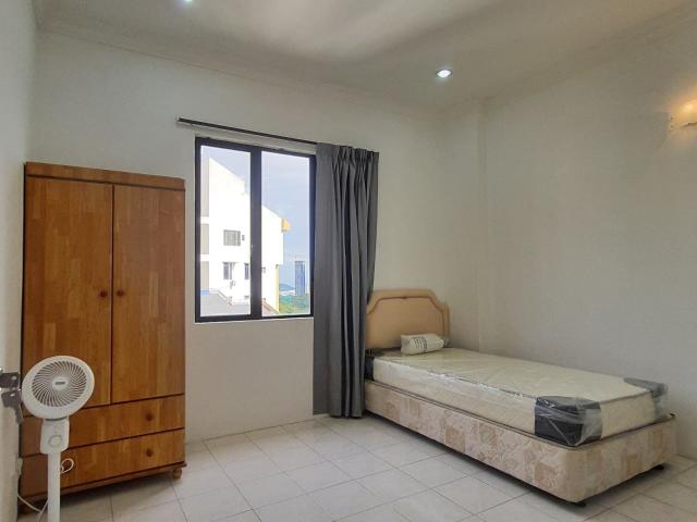 Room for rent in Mukim 13, Georgetown