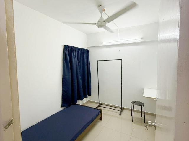 Room for rent in Petaling, Damansara Damai