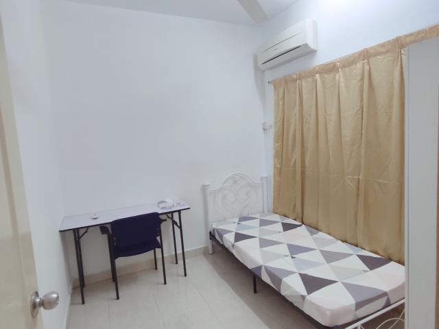 Room for rent in Petaling, Damansara Damai
