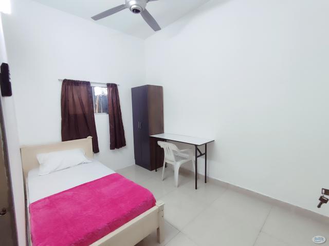 Room for rent in Petaling, Damansara Damai