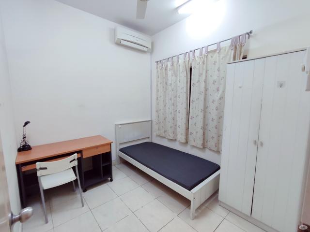 Room for rent in Petaling, Damansara Damai